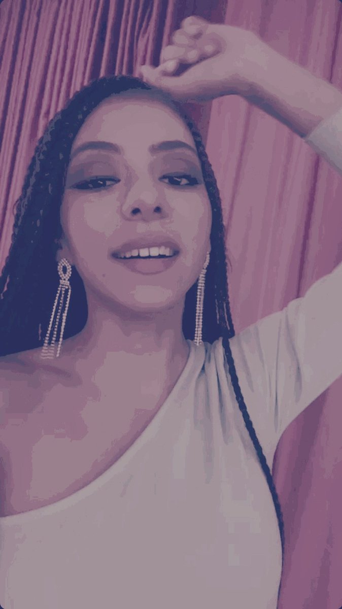MarisaSemR_'s tweet photo. Diva um dia, Diva para sempre 🌙💛
#luardajequinha
#JequinhaID
#JequinhaDeVolta
#bbtvi
#bbtvidi https://t.co/sZlZR7tdjL