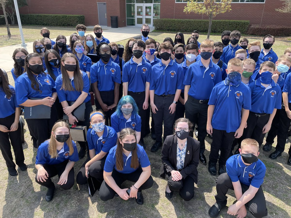 WaysideBands's tweet image. Congratulations to Honor Band and Symphonic Band for their PHENOMENAL performances at UIL Concert and Sightreading today! You made your directors proud. @BoswellBandGold @BoswellDrumline @wildcats_wms @EMSISD @EMSISDFineArts