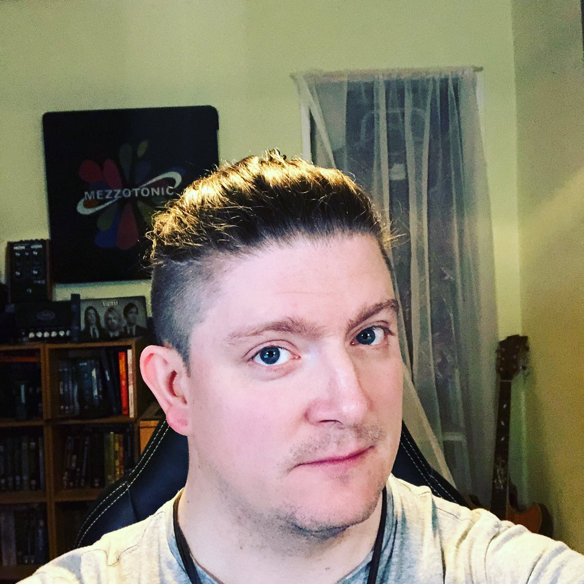 SevernSins's tweet photo. At last, hair cut time.
#haircut #quicktrim #selfie https://t.co/AfyBPZNWfl