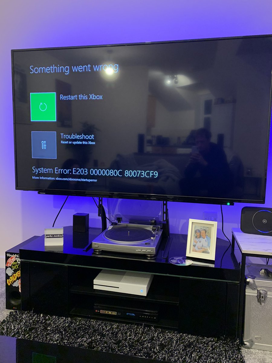 WasChris's tweet photo. @XboxSupport any ideas? it won’t let me do a full factory reset 😫😫 https://t.co/WSqKc9zwu6