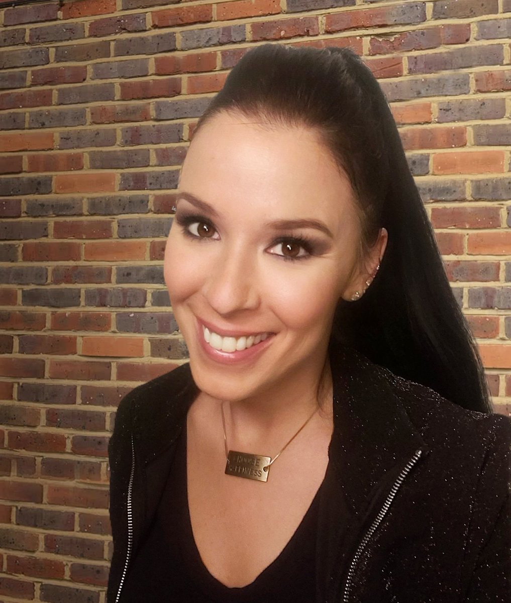 JesFama's tweet photo. Just a friendly reminder... keep smiling out there! 
And please subscribe to my YouTube channel! 
Link👇👇👇 Thanks 😊 in advance! 
https://t.co/M22LCBPnWx 

#smilemore #saturdayvibes #blessed #happy #almostfama https://t.co/iw2w4ByHeh