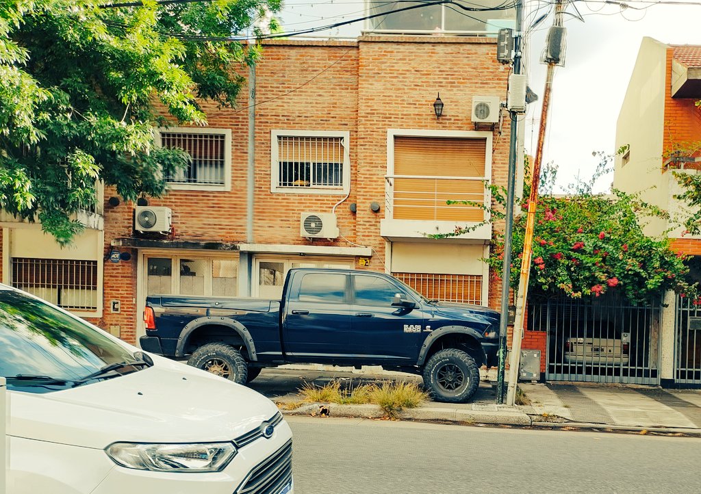 alez_arg's tweet photo. Foaaaam me subo a un primer piso si me subo a la camioneta 🤭

#pirilisciclistis #cochistas #veredonga #autonga https://t.co/HZiToVLwrR