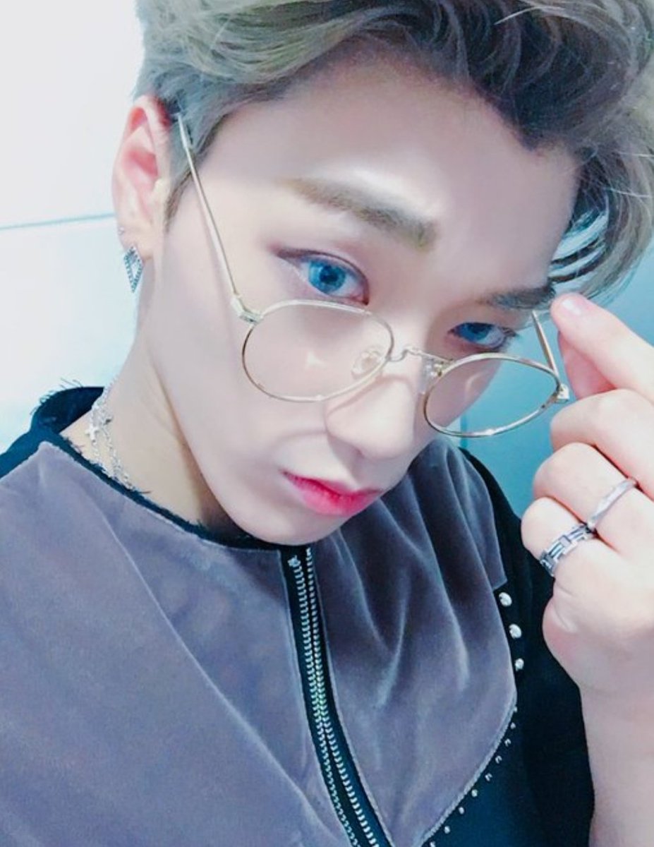 C8MPASS's tweet photo. [#VENOSIX♠️]: Siendo sincero me ha costado elegir porque SON MARAVILLOSOS. Enfin vaya: reinas.
Ya solo por esa dualidad, se han ganado un super hiper fan aca yo así que oa animo a seguir sacando OBRAS DE ARTEฅ^•ﻌ•^ฅ♡

 ⁦#𝗧𝗛𝗘𝗥𝗘𝗗with𝗩𝗘𝗥𝗠𝗘𝗟𝗟𝗔⁩ + ⁦#TeamDumbDumb https://t.co/30OsB4xspe