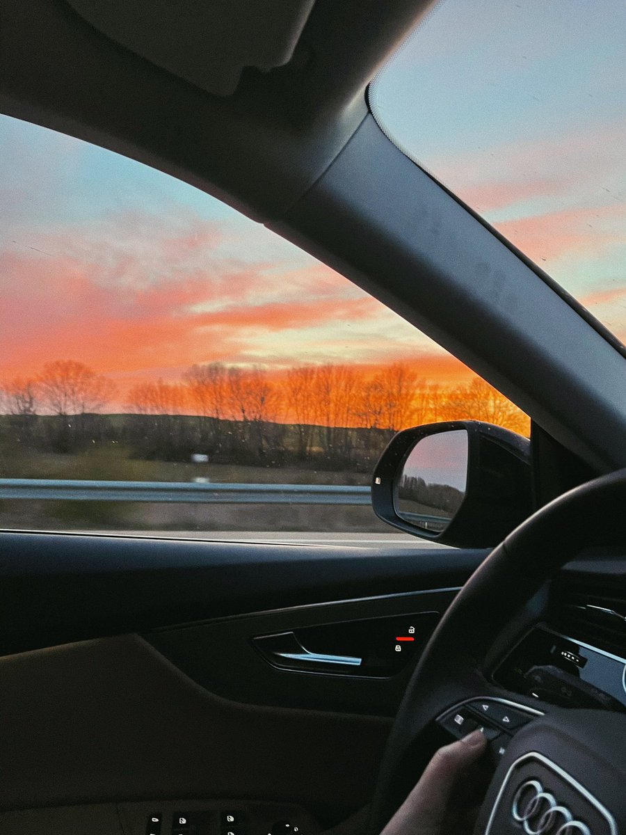 🌙 nat tweet media