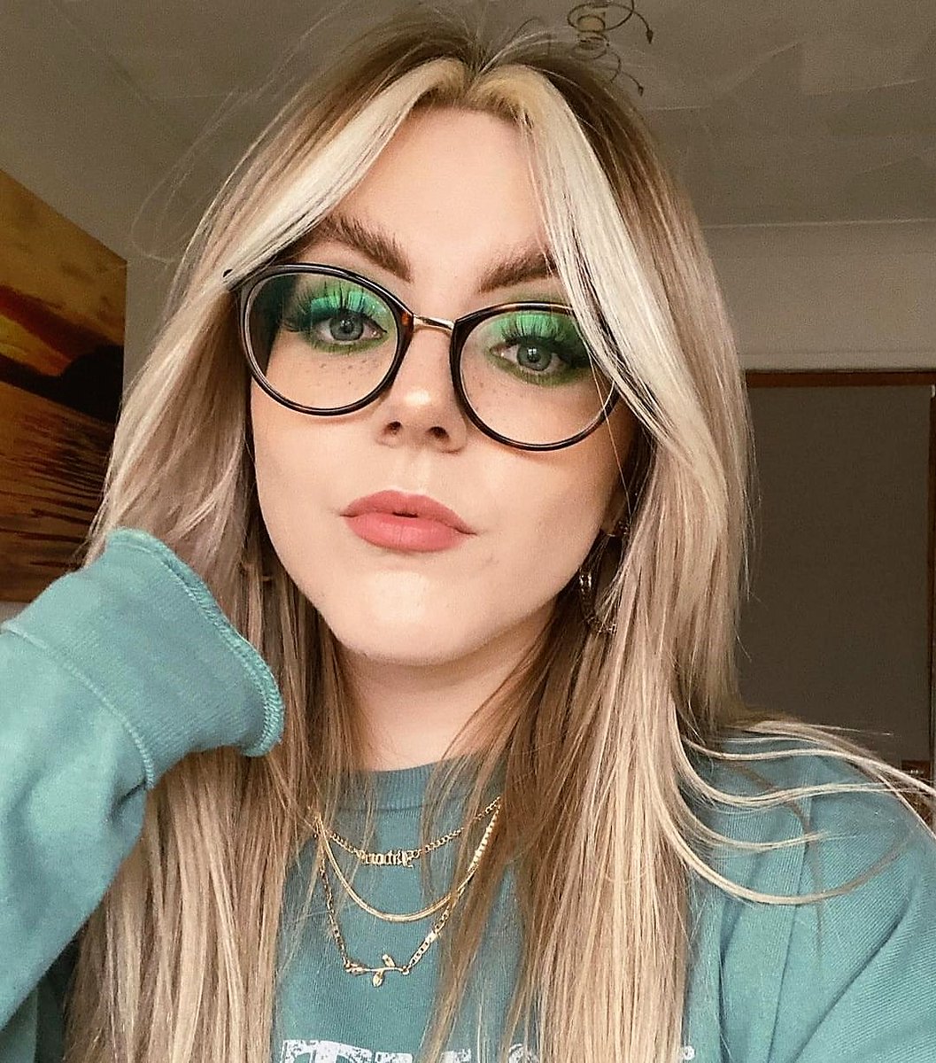 Vision_Hair2's tweet photo. We do have the best clients at Vision!
#VisionTreherbert #VisionNeath #5StarSalon #Colourexperts #ExtensionArtist #BlowDryBar #GoodSalonGuide #HairCouncil #MasterCraftsman #NHBF #SalonIris #Salonspy https://t.co/WigTUkDSxV