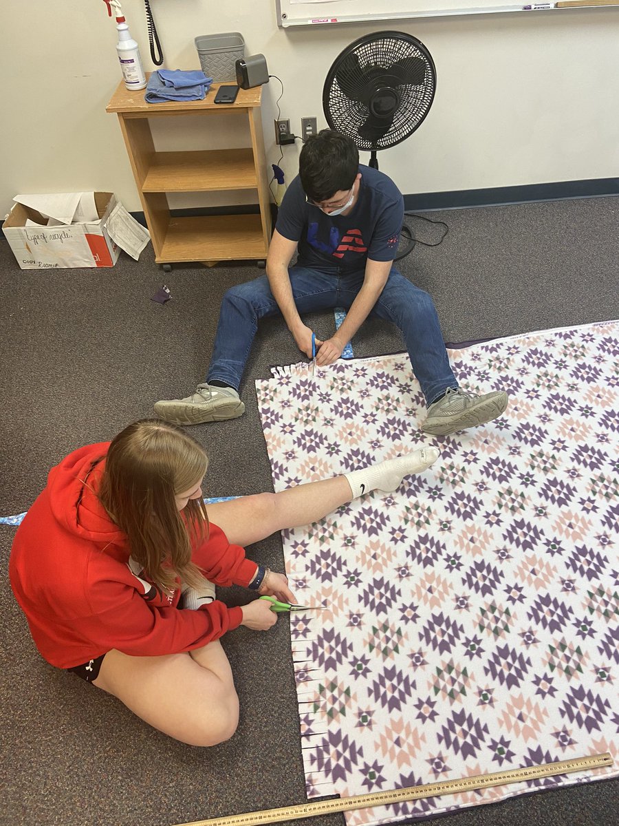 Today we’re making blankets for the Callahan Center! Super fun! Thanks to everyone who came and helped out!  <a href="/keyclub/">Key Club</a>