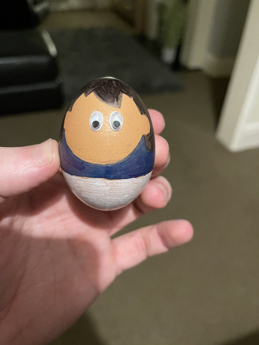 A work in progress this but we have to paint eggs for Archies school - let me introduce you to jamEGG Rodriguez 😀 (soon to be joined by richarlEGGson, JordEGG Pickford, Dominic CalvEGG-Lewin and they will be watched by Duncan FergEGGson and Carlo EGGcelotti) ⚽️🥚<a href="/everton/">Everton</a>