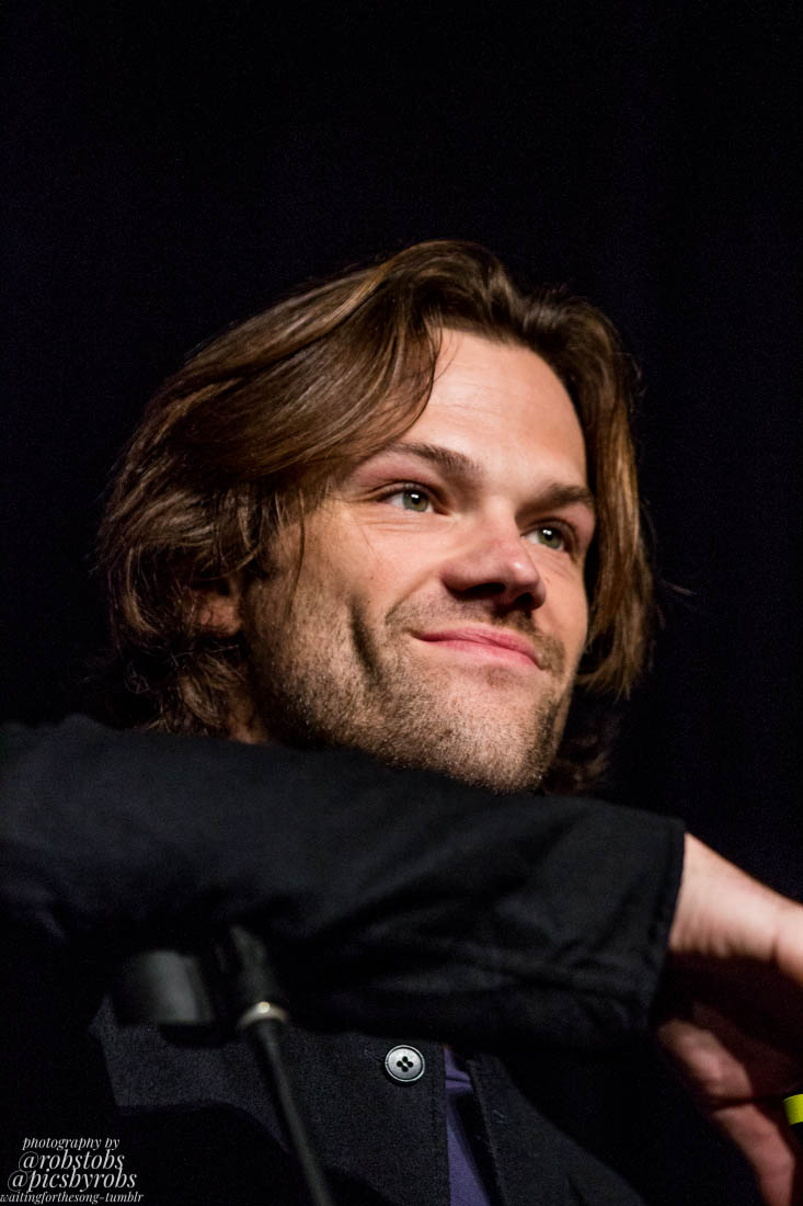 picsbyrobs's tweet photo. .@jarpad β Salute to Supernatural Nashville 2016 #nashcon #nashcon2016 #spnnash #jaredpadalecki https://t.co/A6nw9cIJB9