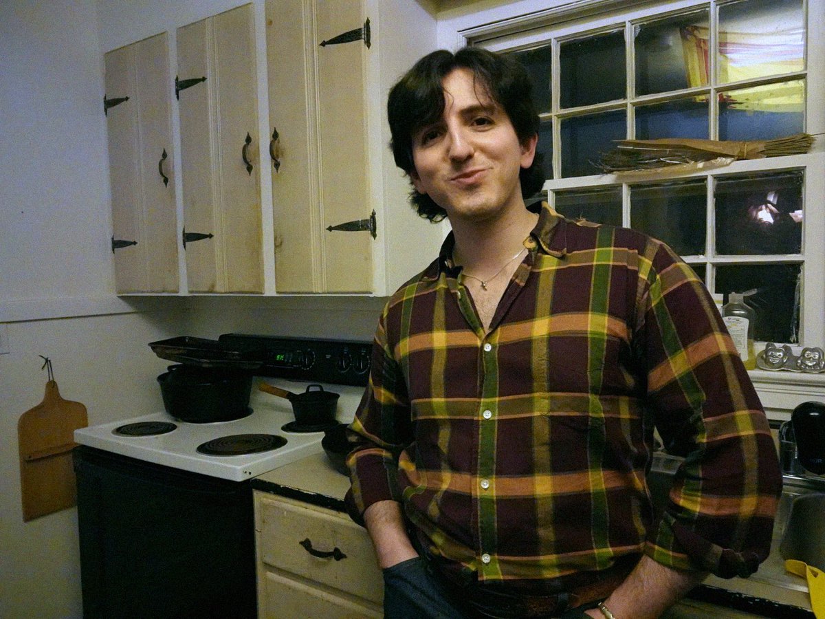 giannipacimusic's tweet photo. Thanks for 12,000+ views on #WakingUpInTheMorning! Come see me live @nashtourstop Friday, April 2nd @CabanaNashville https://t.co/iKfbf62biQ https://t.co/Z5phNsFNzC