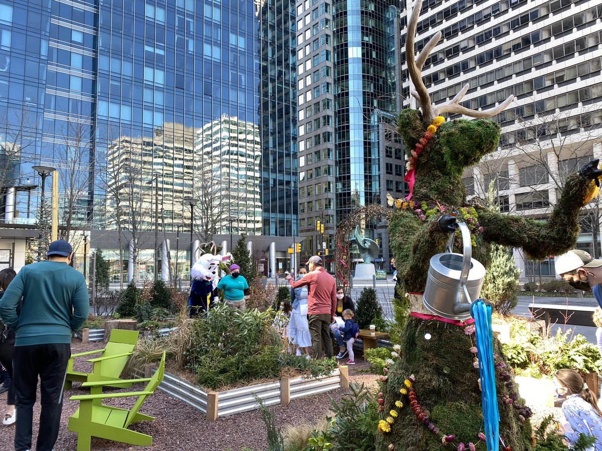 CCDParks's tweet image. We’re so HOPPY to be outside enjoying this spring weather! The Easter Bunny stopped by for a fun scavenger hunt through the Wintergarden, complete with egg painting.🐣🐰