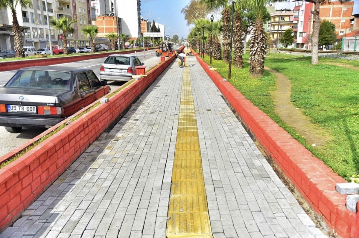 iyiyerelyonetim's tweet photo. Aydın-#İncirliova Belediyemiz İYİ Belediyecilik anlayışıyla hizmet etmeye devam ediyor.

Tüm cadde ve sokaklar yenileniyor, parke yol yapım çalışmaları hız kesmeden devam ediyor. 

Başkanımız ve ekibine #İYİ çalışmalar dileriz.

@meral_aksener @meral_aksener @incirliovabld https://t.co/NyuKlzvtyQ