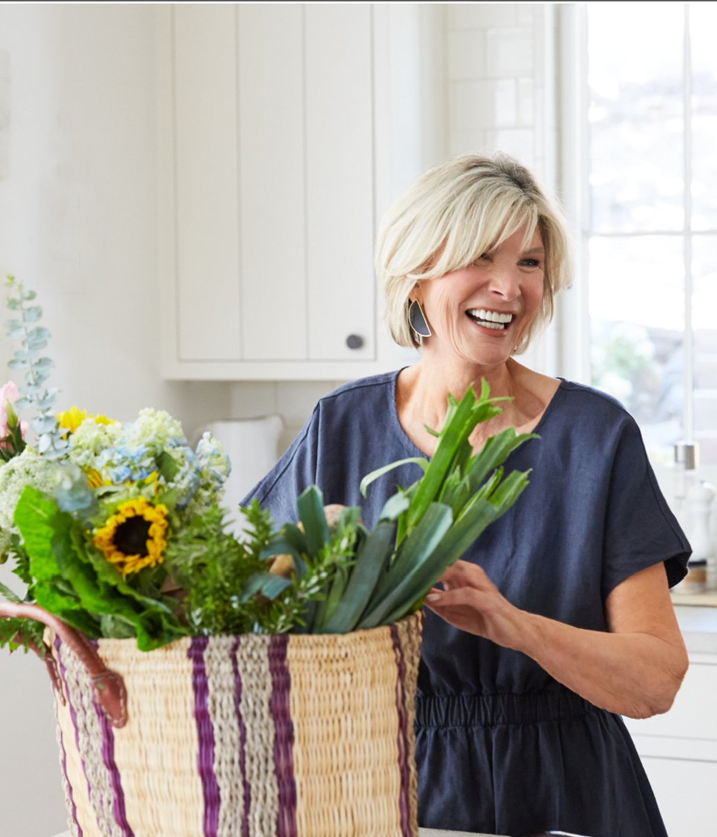 HOAH1's tweet photo. There comes a time when most kitchens begin to feel tired and are ready for a refresh. 

Save 15% on your order through March 29th by signing up for our email newsletter — https://t.co/Hx3zhLbmQM 
⁠
*Exclusions apply. See website for details.⁠ https://t.co/AjYRMNmY2W