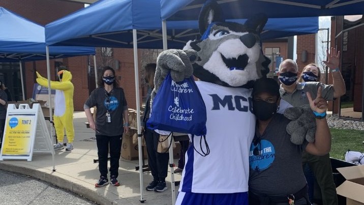 MCCKansasCity's tweet photo. Great to see everyone this morning at MCC-Blue River's All for the Children! We turned it into a drive-through event this year and gave out tons of goodie bags to kids. Plus, how can you go wrong with the MCC Wolf and Easter Bunny at the same event? #MCCWolfPack https://t.co/04n6HgroSL