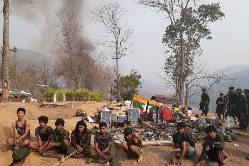 Myanmar_Now_Eng's tweet photo. KNU seizes control of Tatmadaw base in Kayin state

The attack on the base came as the military was holding a ceremony in Naypyitaw to mark Armed Forces Day. #WhatsHappeningInMyanmar 

https://t.co/JdvPmTljpc https://t.co/0lXRsR1kZu