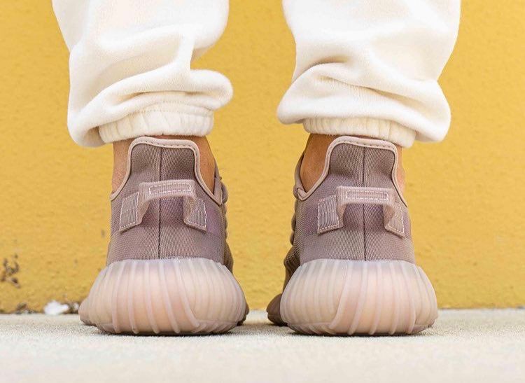 yeezy boost lundmark on feet
