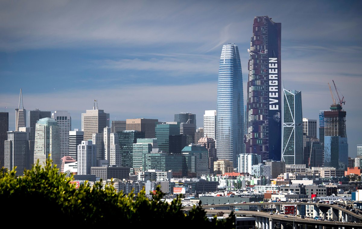 sbuss's tweet photo. Thought I'd put that ship in perspective https://t.co/QBIo3Op2WE