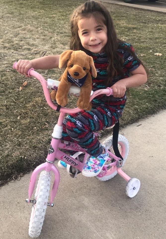 K9ComfortDogs's tweet image. #BoulderStrong #BoulderStrong #comfortdogs #dogsoftwitter #GoldenRetrievers #Saturday #dogs