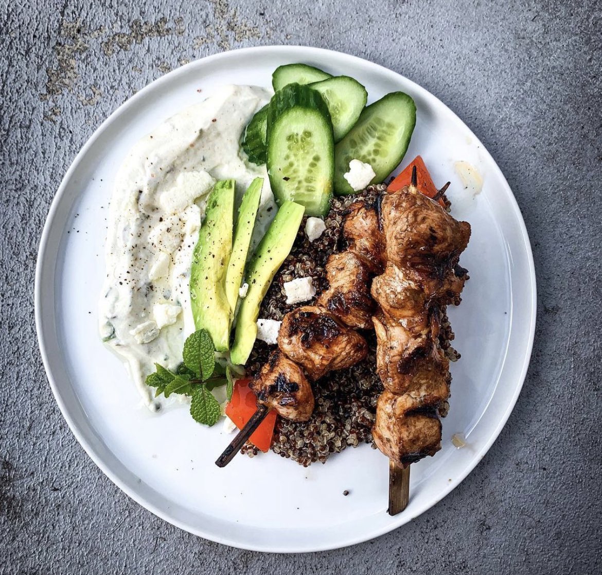 itsreallylyza's tweet photo. Diners in my hometown of Corona, Queens are a staple. Kabobs with cucumber sauce, quinoa & avocado for fuel is a go-to before working out! #bbqthrowdown https://t.co/7KLKQzJZTG