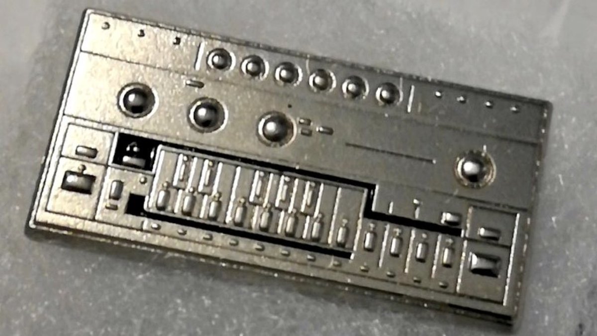 suddiraval's tweet photo. It feels magical making these... they’re (STILL!) not quite on Bandcamp - I’m just doing the 1st lot for ppl who shouted “save me one” :)  shouldn’t be long... it’s tricky doing it around the little time I have but they are slowing going out :) https://t.co/TPfPhScgIO