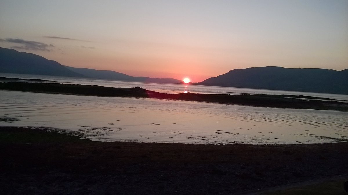 themournelodge's tweet photo. We are so looking forward to seeing you all It has been such a long time #evening sunset #visitmourne #silent valley #visitmournemountains #IB4UD #staycation #mygiantadventure #walkni #trekni #cycleni #communityenterprize #greencastle #cranfield #getirelandwalking #instaireland https://t.co/9XxtsXprSm
