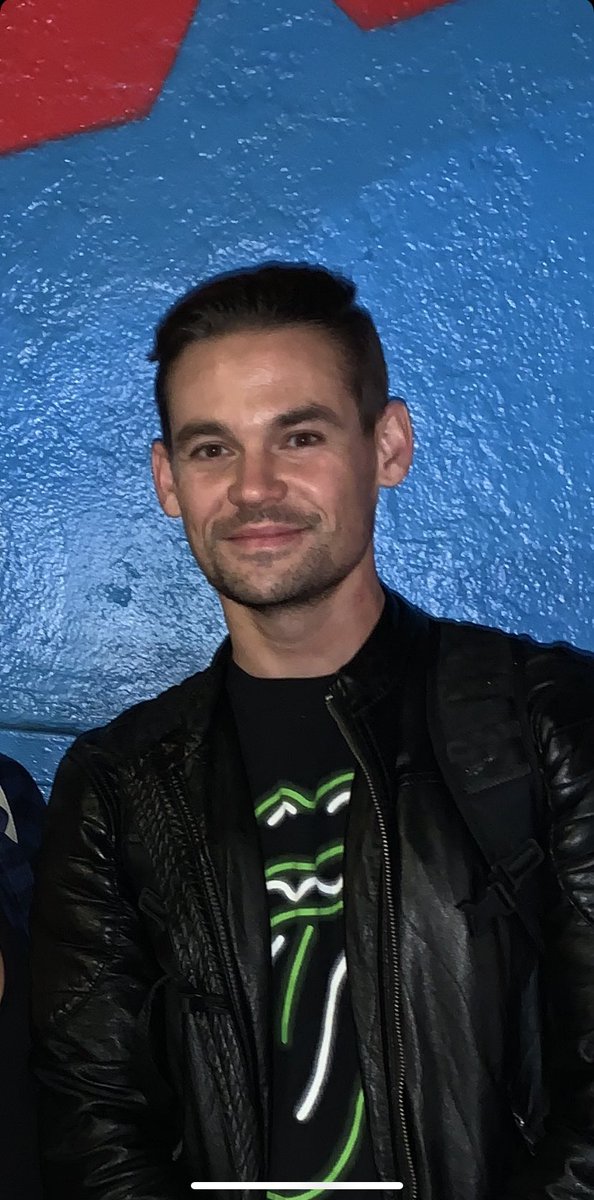 YoungMantis2 tweet picture