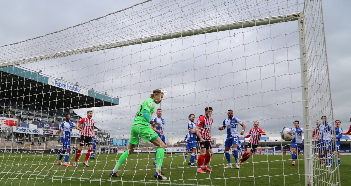 Lee Vaughan tweet media