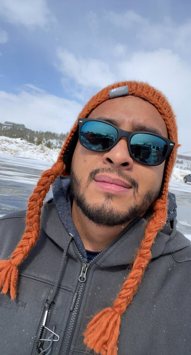 V12Vega's tweet photo. On my Zack boy ish. #FavHat https://t.co/NXcXJY8Aam