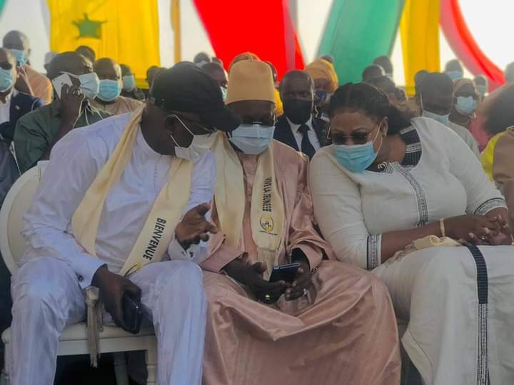 SecondePhase's tweet photo. M. Abdou Karim Sall Ministre  de l'Environnement et du Développement durable a pris part à la cérémonie de pose première pierre de la maison de la jeunesse et de la citoyenneté du département de Pikine. #kebetu #Senegal https://t.co/wROQhKOUJG