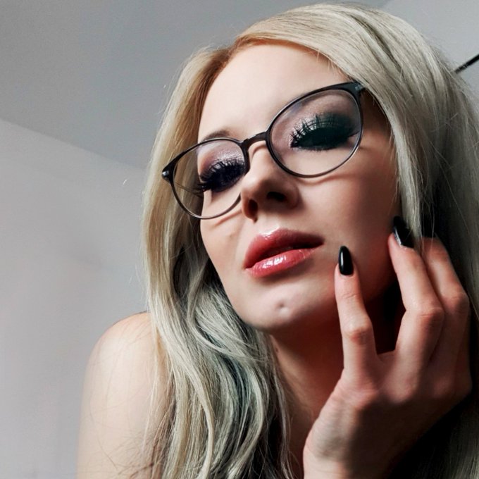 Sch&ouml;nen Samstag Abend! Hier nochmal im &Uuml;berblick wo ihr mich sehen k&ouml;nnt: Mydirtyhobby: https://t.co/1cY2fMmyQl Big7: https://t<a href="/tag/love"class="tags"><span>#love</span></a><a href="/tag/blondhair"class="tags"><span>#blondhair</span></a><a href="/tag/hotgirl"class="tags"><span>#hotgirl</span></a>