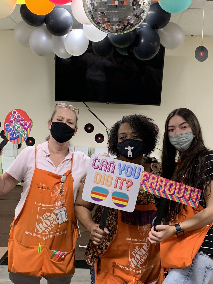 MariaRivera0576's tweet photo. Good vibes only ⭐️⭐️⭐️@FulfordUlanda @MASM_HD_6516 @cjg078 @ShanazarBabaei @tiffany6516 https://t.co/pS3oSSqPp3