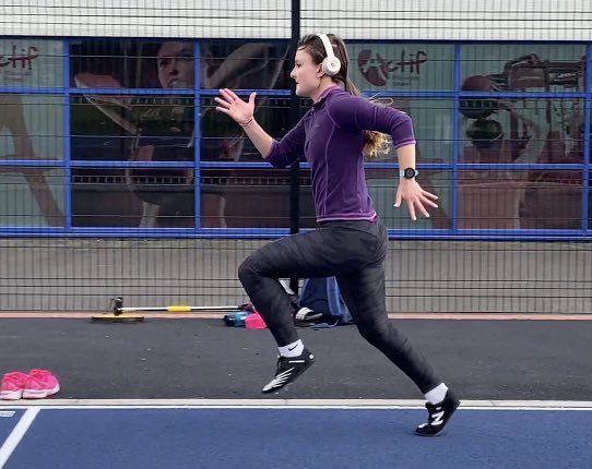 lowethlongshots's tweet photo. 3 sessions down on the track, feeling blessed. Seems a pair of jazz hands have appeared during lockdown though 😂😳🤦🏼‍♀️@FocusPerf @QEHSPE5X60 @WWalesAthletics @TeamYSN_ @CarmsHarriers Fab to see the competition schedules coming together too @WelshAthletics thank you. https://t.co/MensJE0SBm