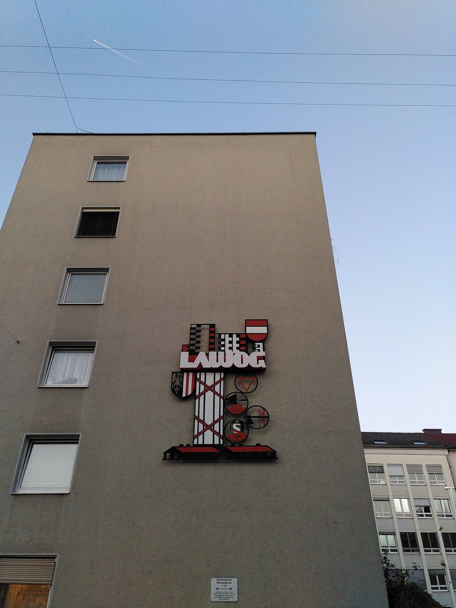 MarzingerMartin's tweet photo. LAWOG

Schrift- und Ästhetik-Recherche:
Versalien, Strichstärken Kontrast, Kerning;
Isotype, Flagge, Handwerksgrafik;
Weiß, Rot, Schwarz;

#Linz #viskom #typedaily #Arbeiterschicht #historyofgraphic

@typedailytype https://t.co/4bEVm1d2k4