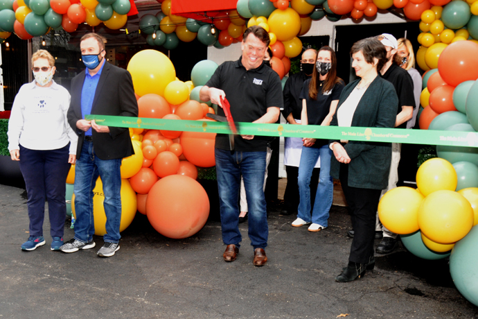 TastyTableCater's tweet photo. Thank you @SusanScovill  for the wonderful photos from our Ribbon Cutting and Grand Opening event this past Thursday. Our facility 10 Leopard Road in Berwyn, PA which is now a full-service cafe, market, and catering operation. https://t.co/pLZ7Dd2iD3 https://t.co/egOgSEVx7P