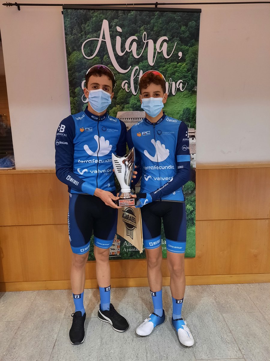 Triunfo de Miguel Domínguez en la cuarta etapa de la <a href="/AiarakoBira/">Aiarako Bira</a> #aiarakobira y buen papel del <a href="/ZafiroTeam/">SEVERO (Restaurante Zafiro)</a> <a href="/calp_ayto/">Ayuntamiento de Calp</a> <a href="/promesal_/">Promesal Cycling Academy</a> <a href="/Valverde_Team/">Valverde Team-Ricardo Fuentes</a>  alicanteconelplatogrande.com/2021/03/27/tri…