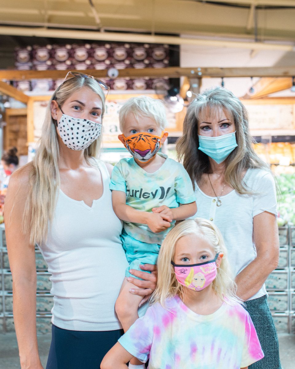 cfm_yyc's tweet photo. Thank you for continuing to mask up while visiting the market. 🙂 We appreciate our amazing customers who have helped us keep one another safe while supporting the local businesses right here in the community. 

#MaskUpAB https://t.co/N4tcPvfglG