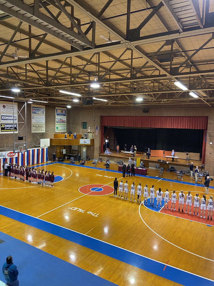 Different look but still The Aud!  D2 girls basketball final between North Country and Fair Haven is underway! #vtplayoffs vthsbasketball