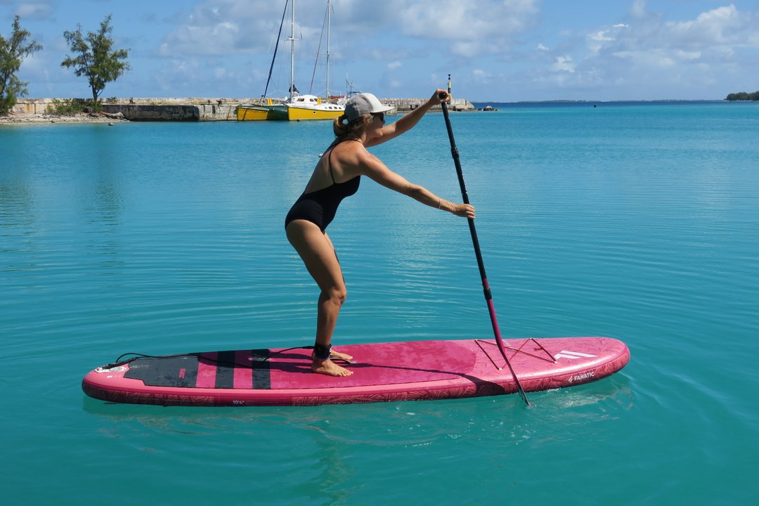 pousseparlevent's tweet photo. Avoir le bon équipement et savoir ramer convenablement, c'est la base pour prendre du plaisir en Stand up paddle, c'est pour cela que j'ai choisi de me former avec le meilleur il y a quelques années maintenant. Merci @gaetansene 😉 

Depuis ma vision de l'enseignement et de l https://t.co/AMJeKOy0hJ
