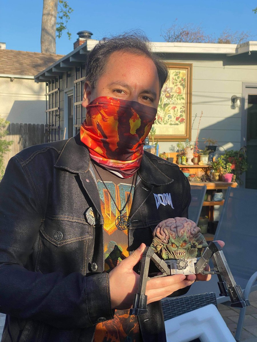 Nightraid7007's tweet photo. Went to @GPunchatz place and picked up this beautiful little piece if Doom! Best time ever!

#Doom #classicdoom #spidermastermind #gregorpunchatz https://t.co/SlCqm8bV1D