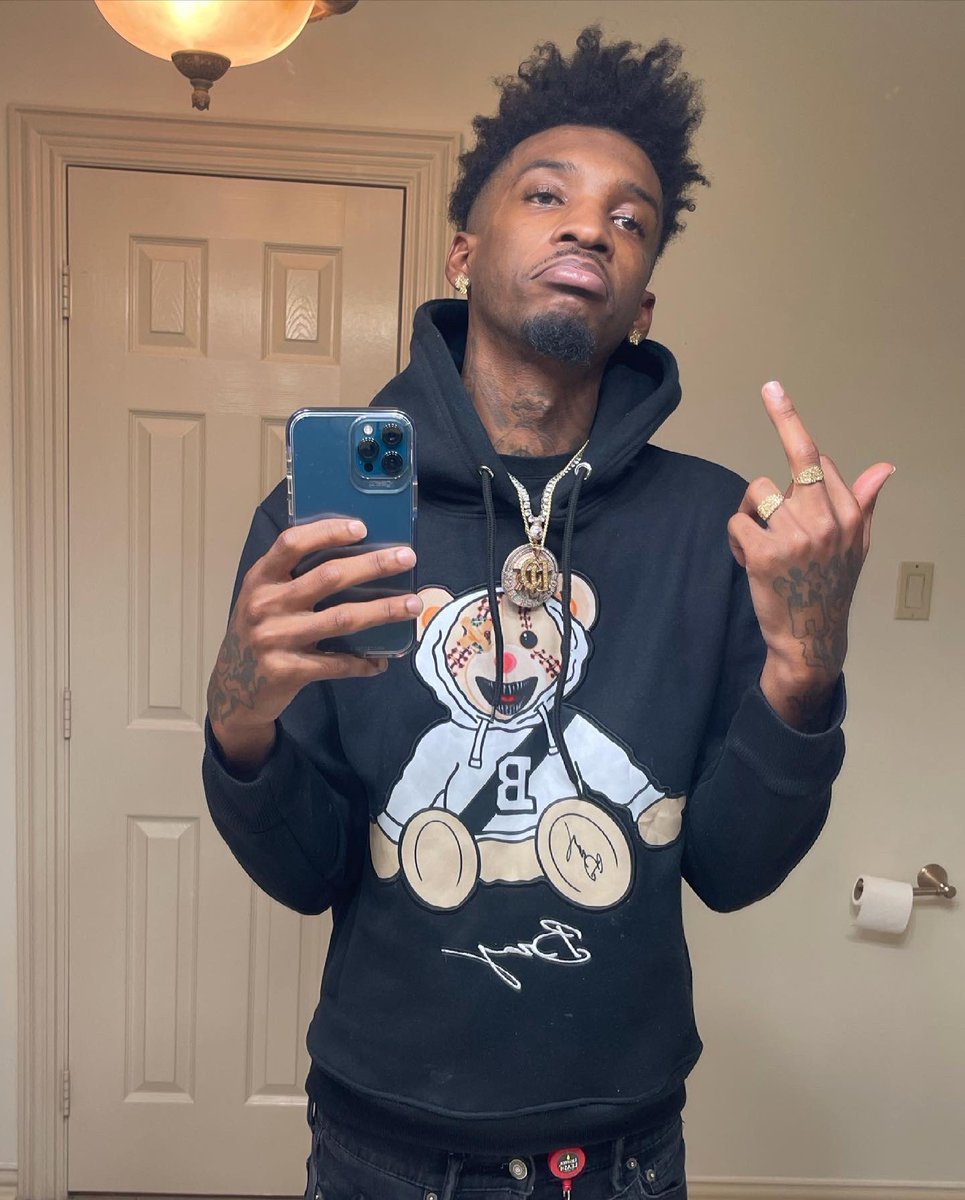 DCHerbo4's tweet photo. #HotBoy4L π€π₯ https://t.co/nKyt1X5E0j