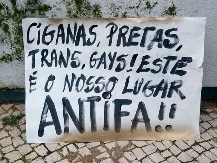 QuiteriaBarbuda's tweet photo. Escumalha de todo o mundo, uni-vos! https://t.co/0BlOqIold9