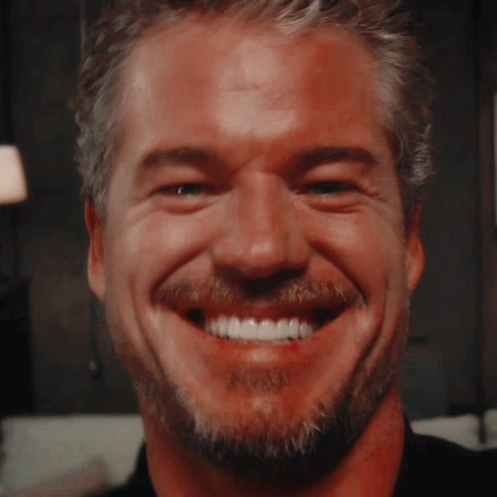 _saracinesca_'s tweet photo. 27/03/2005
16 anni fa usciva la prima puntata di Grey's Anatomy https://t.co/r2pgNJBisT