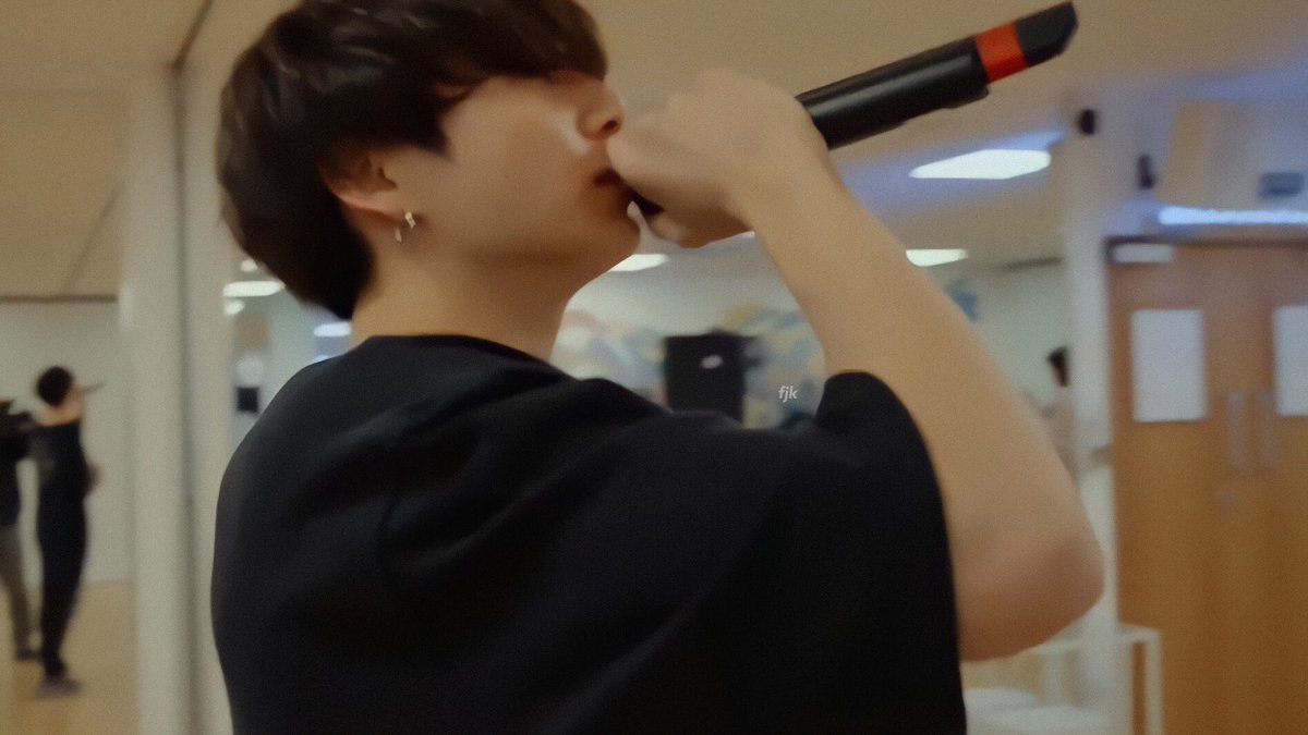 mubai_jk's tweet photo. ฟีลแฟนมาก ดูจับต้องได้แต่กะไม่ได้ 😭 https://t.co/uaXdW79g81