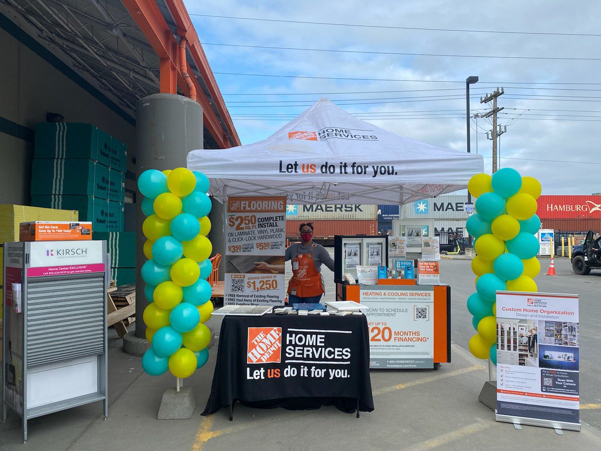 Diamond and our #LanderLegends are ready to have an awesome day driving Specialty and Services!!  @JKirkHD @Ken_D19DM <a href="/TimGudasTHD/">Tim Gudas</a> <a href="/CorporateLarry/">Larry Lane</a>