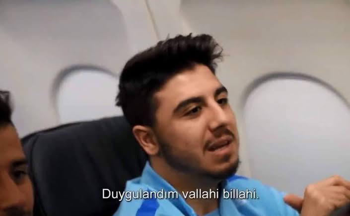 Ozan Tufan'ın attığı 3. Golden sonra Türk halkı #BizimCocuklarınYanındayız