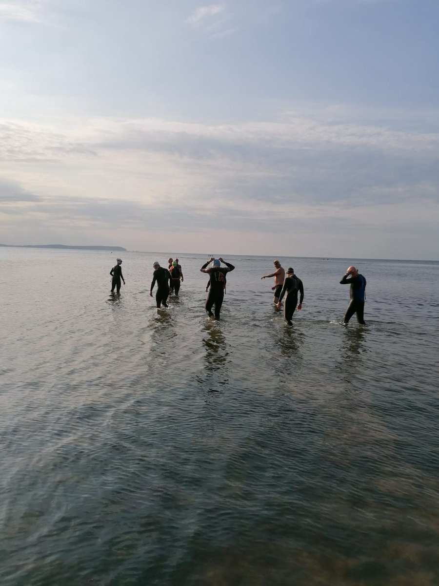 The Christchurch Bay 10k is our 3rd placed Iconic Swim. Read all about Christchurch Bay swimming in this week’s blog iconicswims.com/post/our-top-5…

#openwaterswimming #wildswimming #seaswimming #christchurchbay #marathonswimming