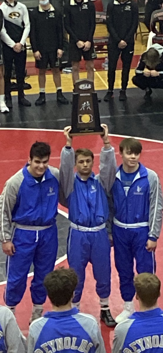 Reynolds Raiders  -PIAA State Team Champs 5 times in row B2B2B2B2B 💙 <a href="/GarYsTeeN_/">Gary Steen</a>
