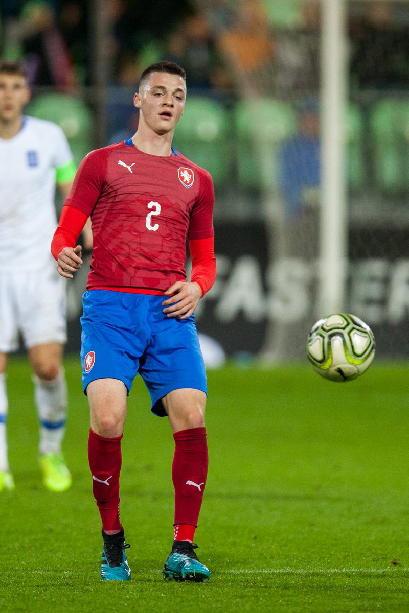 ScoutUnderrated's tweet photo. CM Dominik #Janosek ('98)🇨🇿 played as a leader in today's #U21EURO draw against Slovenia:
4 key passes
1 big chance created
6/9 aerial duels won
5/10 long balls completed
One to watch! 🕵️♂️ https://t.co/232xvlsjun