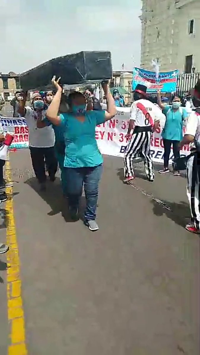 hscyet6's tweet photo. Los Profesionales CAS a Nivel Nacional solicitamos se inicie la reglamentación de la ley vigente 31131.ESTABILIDAD LABORAL EN TODO EL SECTOR PUBLICO @MTPE_Peru @jpalaciosgal @FSagasti @rlopezaliaga1 @yonhy_lescano @CasNacional @sinassc728 #CasNuncaMasPeru #Ley31131JusticiaLaboral https://t.co/Y3MKksjSpi