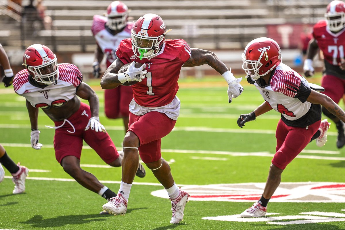 TroyTrojansFB's tweet photo. Moving Day No. ☝️

#OurTime | #OneTROY ⚔️🏈 https://t.co/USe4dvwqIc
