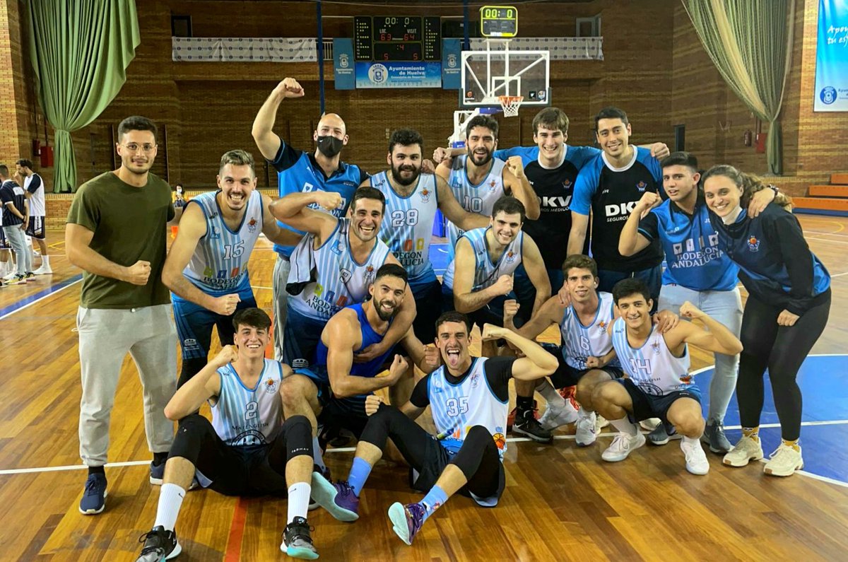 CBCIMBIS's tweet photo. Final en Huelva:

#LigaEBA 

@CiudadDeHuelva 63
BODEGON ANDALUCÍA CB CIMBIS 64

Quédense con las caras de este EQUIPAZO, que trabaja sin descanso, con jugadores de la Bahía y que hoy...CONQUISTA LA CASA DEL LÍDER. 💙💪🔥

ENHORABUENA chicos, sois los mejores.

#SienteteTurquesa https://t.co/3Y9GWwpnke